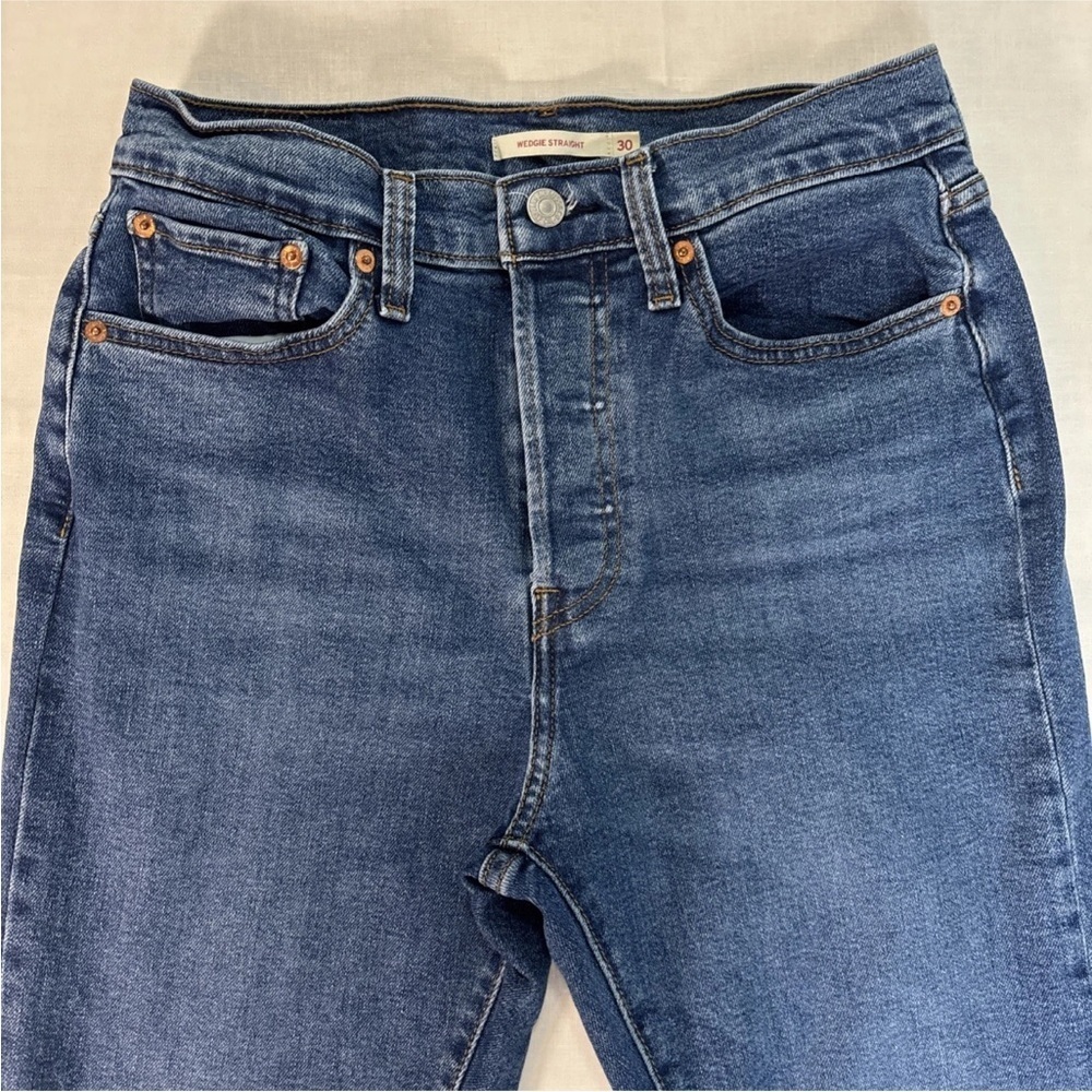 Levi’s Jeans Womens 30 Blue Wedgie Straight High Rise Denim Medium Wash - Picture 2 of 11